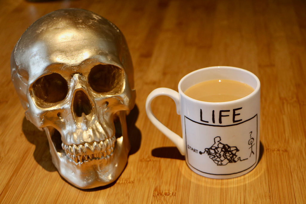 Skull & Tea